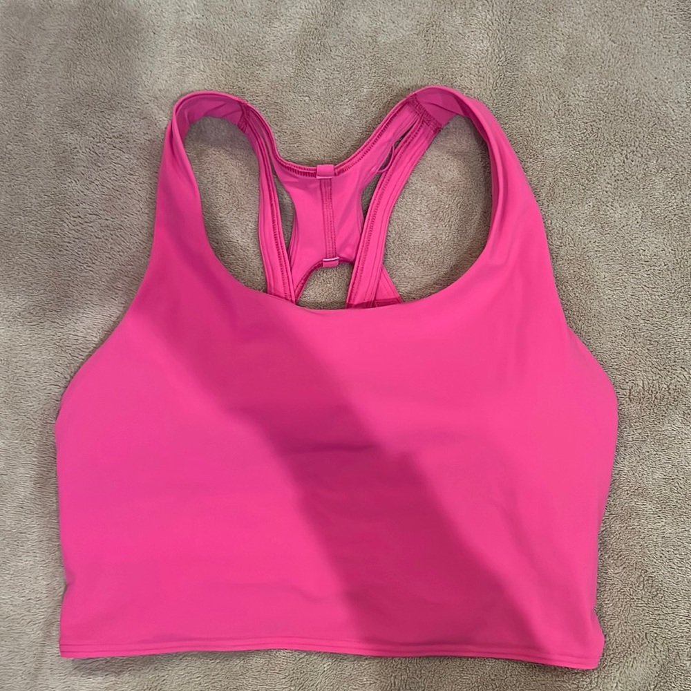 Lululemon pink stash it bra size 6!